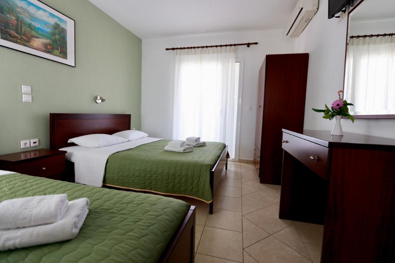 Melis Studios Kallithea  Luaran gambar