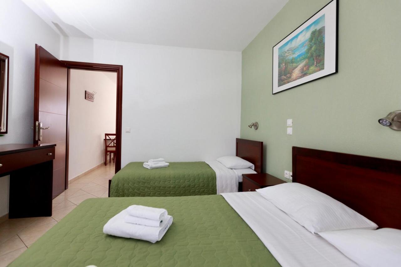 Melis Studios Kallithea  Luaran gambar