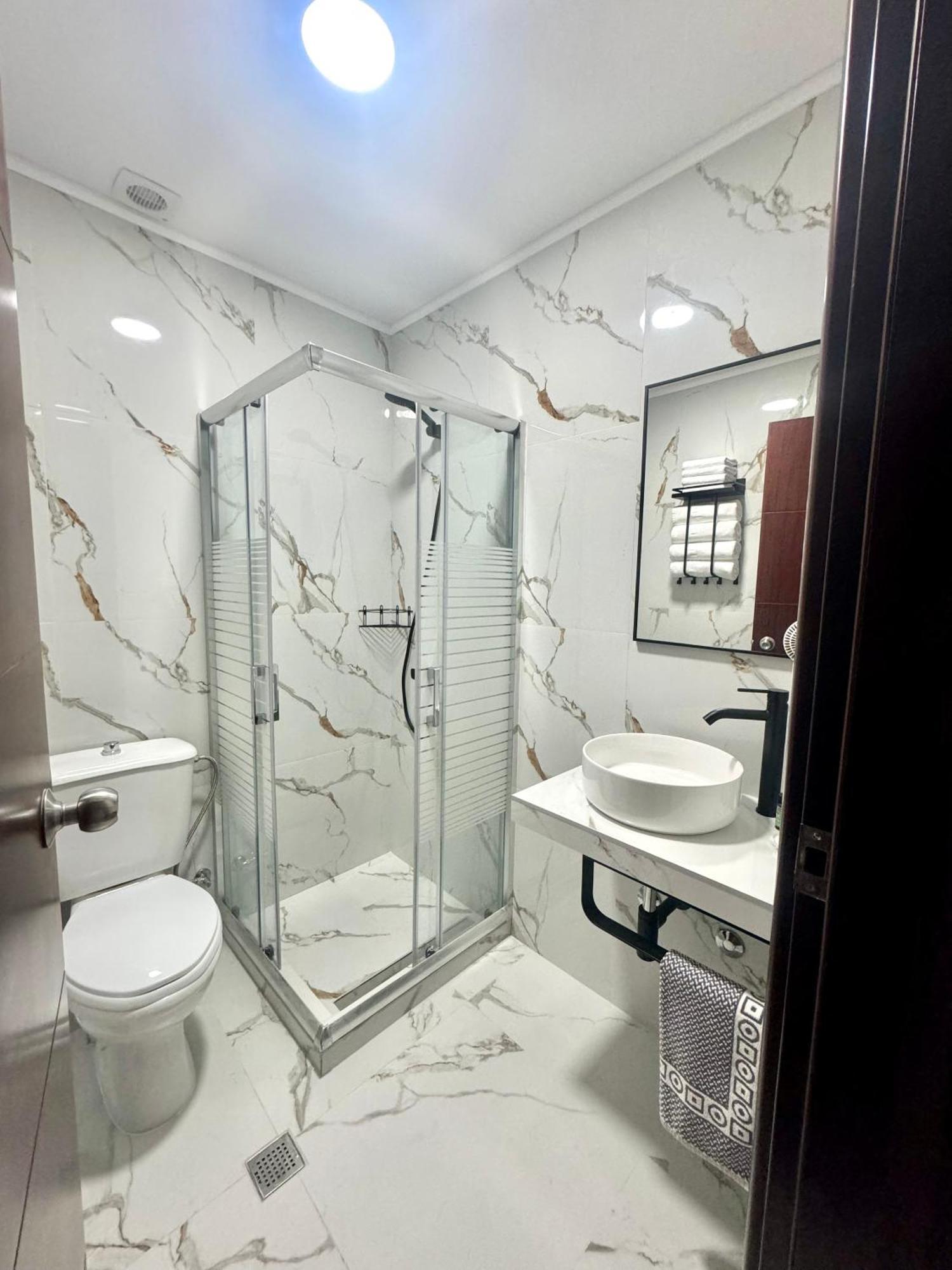 Melis Studios Kallithea  Luaran gambar