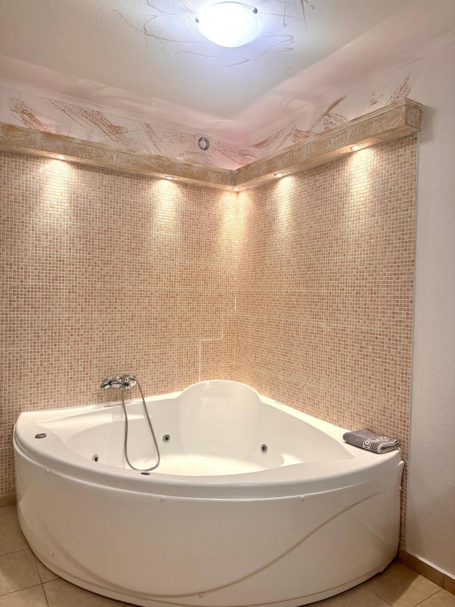 Melis Studios Kallithea  Luaran gambar